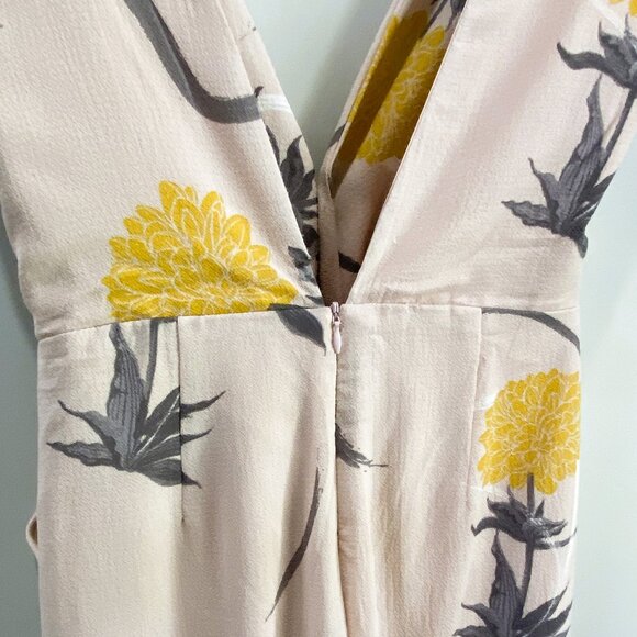 White Closet | Jumpsuit Floral Wide-Legl |‎ Size S Women's - Picture 6 of 13